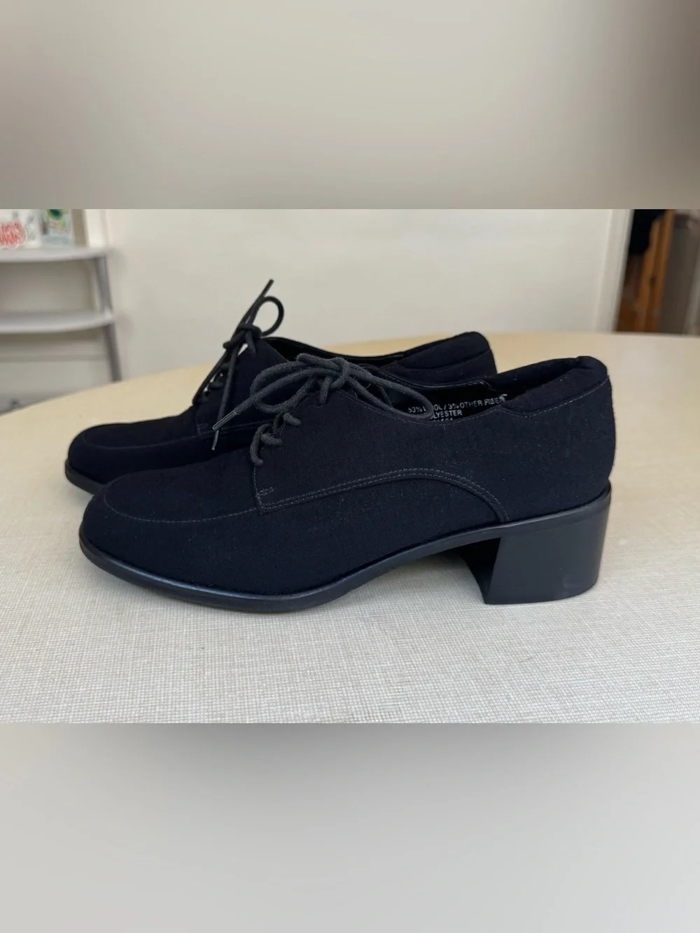 NEW - Vintage 90s/Y2k Rockport Women’s Heeled Lace-Up Black Oxfords